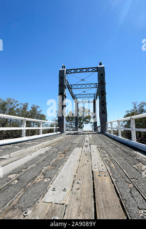 Heben Sie Span Brewarrina Brücke über den Barwon River, 1888 öffnen, Brewarrina, New South Wales, NSW, Australien Stockfoto