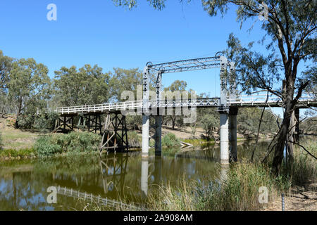 Heben Sie Span Brewarrina Brücke über den Barwon River, 1888 öffnen, Brewarrina, New South Wales, NSW, Australien Stockfoto