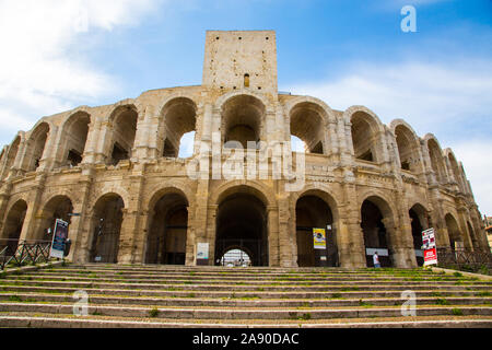 Römische Amphitheater in Arles Frankreich Stockfoto