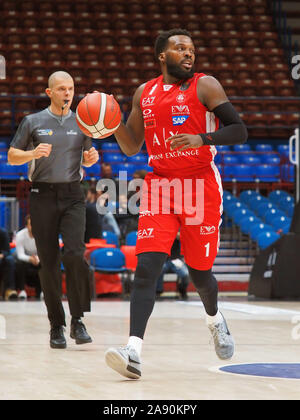 Mailand, Italien. 11 Nov, 2019. Mack, spielmacher von Ax armaniduring AX Armani Exchange Olimpia Milano vs OriOra Pistoia, Italienische Basketball eine Serie Meisterschaft in Mailand, Italien, 11. November 2019 - LPS/Savino Paolella Credit: Savino Paolella/LPS/ZUMA Draht/Alamy leben Nachrichten Stockfoto