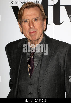 Dec 01, 2017 - London, England, UK-Sky Frauen in Film und TV Awards 2017, London Hilton - Roter Teppich Ankünfte Foto Sauen: Timothy Spall Stockfoto