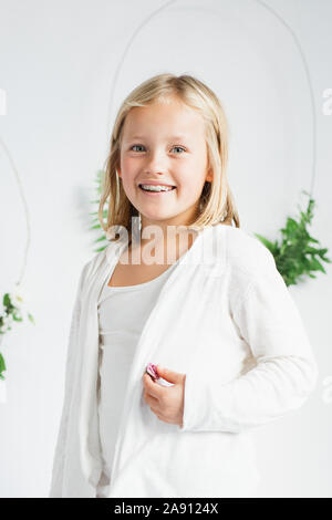 Porträt von lächelndes Mädchen Stockfoto