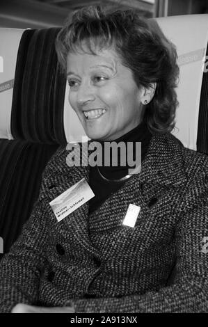 Schweizer Bundeskanzler und Justizministerin Eveline Widmer-Schlumpf in der RHB-Bahnhof nach St. Moritz für die 100 Jahre der RhB-Veranstaltung Stockfoto