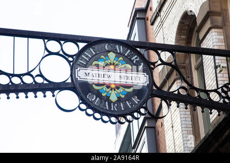 Liverpool, Großbritannien - 30. Oktober 2019: Zeichen für Matthew St in Liverpool. Die Heimat der berühmten Cavern Club Veranstaltungsort Stockfoto