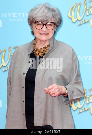 29. Jun 2017 - London, England, UK - Musical-Gala „The Wind in the Willows“, London Palladium Fotoausstellungen: Julia McKenzie Stockfoto