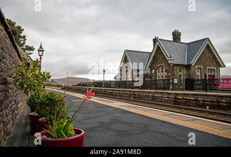 Dent Bahnhof, Cowgill, South Lakeland District von Cumbria, dem höchsten über dem Meeresspiegel in England bei 1150 Fuß Stockfoto