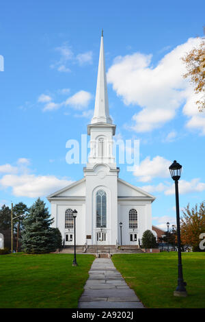 WESTFIELD, NEW JERSEY - 02 Sep 2019: Die Presbyterianische Kirche in Westfield, im Jahre 1728 gegründet. Stockfoto