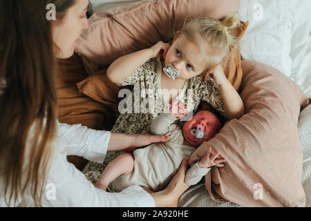 Mutter mit Kindern Stockfoto