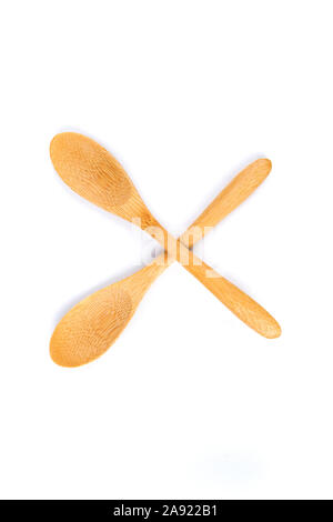 Zwei flachen Bambus Löffel in eine Form für die Anzeige Stockfoto