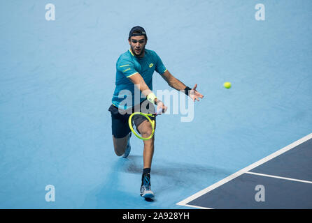 London, Großbritannien. 12 Nov, 2019. Matteo BERRETTINI (Italien) während der Tag 3 der Nitto ATP-Tennisturniers in London in der O2, London, England am 12. November 2019. Foto von Andy Rowland. Credit: PRiME Media Images/Alamy leben Nachrichten Stockfoto