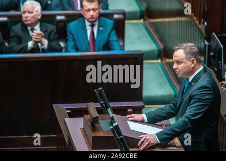 Warschau, Polen. 12 Nov, 2019. November 12, 2019, Warschau, Polen: Die erste Sitzung der 9. Legislaturperiode des Parlaments mit der Teilnahme des Präsidenten der Republik Polen Andrzej Duda. Heute die erste Sitzung des Sejm erfolgte nach den Parlamentswahlen (13. Oktober 2019). Im Bild: Präsident der Republik Polen Andrzej Duda, Jaroslaw Kaczynski, Mariusz Music Credit: Grzegorz Banaszak/ZUMA Draht/Alamy leben Nachrichten Stockfoto