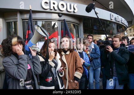 Studenten protestieren gegen die Prekarität nach der Selbstverbrennung eines Ihrer eigenen, Lyon, Frankreich Stockfoto