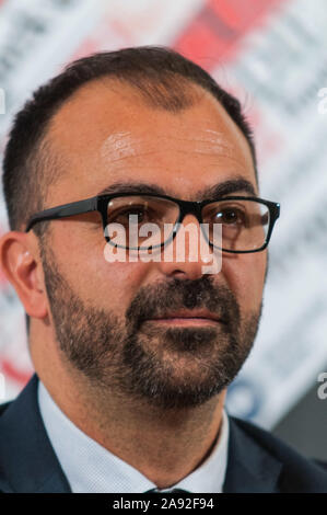 Rom, Italien, 12. NOVEMBER Pressekonferenz an die ausländische Presse von Lorenzo Fioramonti Minister für Bildung, Universität und Forschung, über sc zu sprechen Stockfoto