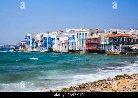 Little Venice; Mykonos Town, Mykonos Island, Kykladen, Griechenland Stockfoto