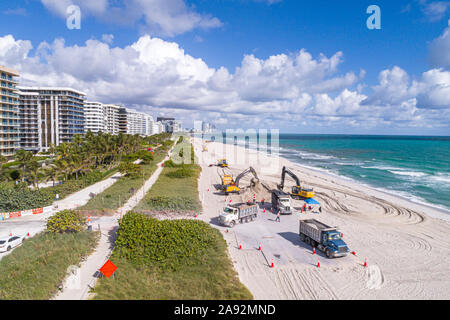 Miami Florida, Surfside, Atlantischer Ozean Wasser, Ufer, Oceanfront Eigentumswohnungen Eigentumswohnungen Eigentumswohnungen Wohnhäuser Wohnwohnungen Wohnung fl Stockfoto