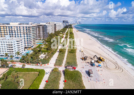 Miami Florida, Surfside, Atlantischer Ozean Wasser, Ufer, Oceanfront Eigentumswohnungen Eigentumswohnungen Eigentumswohnungen Wohnhäuser Wohnwohnungen Wohnung fl Stockfoto