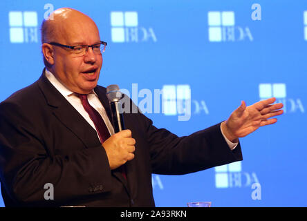 12 November 2019, Berlin: Peter Altmaier (CDU), Bundesminister für Wirtschaft, spricht an der Deutschen Arbeitgeberverbände Tag 2019. Foto: Wolfgang Kumm/dpa Stockfoto