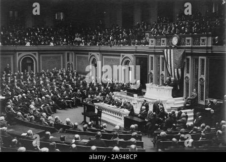 Us-Präsident Woodrow Wilson Adressierung Congress, Washington, D.C., USA, Foto von Harris & Ewing, 1917 Stockfoto