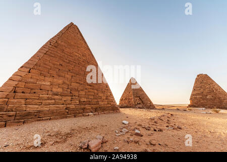 Feld der Kushite königlichen Pyramiden, Mount Jebel Barkal; Karima, Northern State, Sudan Stockfoto