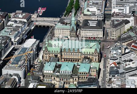 Luftaufnahme, Rathaus der Freien und Hansestadt Hamburg und der Handelskammer, Rathaus, Markt, Stadtzentrum, Hamburg, Deutschland Stockfoto