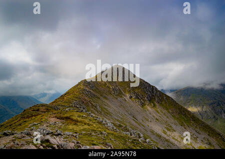 Moody Glencoe Bergblick, Highlands, Schottland Stockfoto