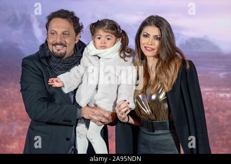 Italienische stimmen der gefroren II Teilnahme an den roten Teppich während des italienischen Premiere. Stockfoto