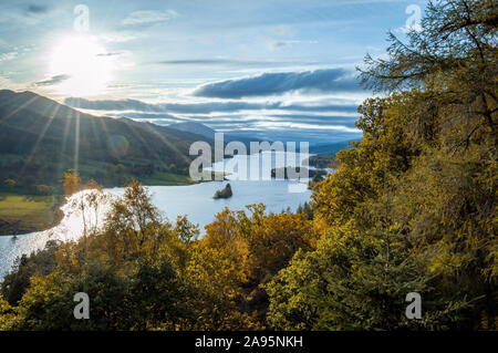 Herbst Sonnenuntergang über Loch Tummel Stockfoto