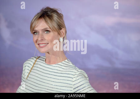 Italienische stimmen der gefroren II Teilnahme an den roten Teppich während des italienischen Premiere. Stockfoto