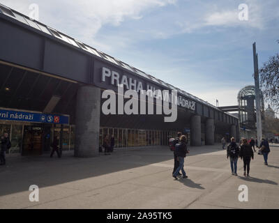 Praha Hlavní nádraží, die wichtigsten raiway station in Prag in der Tschechischen Republik Stockfoto