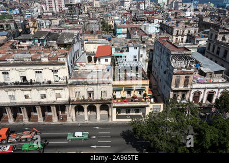 (Kuba) Havanna's ältere Architektur ist eine Mischung aus verschiedenen architektonischen Entwürfen aus der Kolonialzeit, meist Der starke maurische, Spanisch beeinflussen, Stockfoto