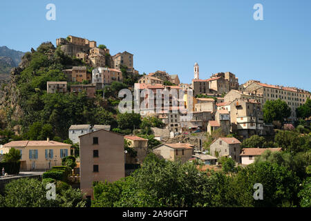 Die Zitadelle und die Hügel der Altstadt von Corte in Zentral Korsika, Corse-du-Sud, Frankreich, Europa - Korsika Berg Dorf Landschaft Stockfoto