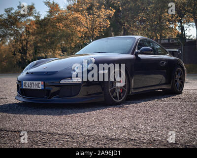 MONTMELO, Spanien - September 29, 2019: 2009 2. Generation Porsche 911 (997) GT3 (aka 997.2 GT3) auf den Straßen der Stadt Stockfoto