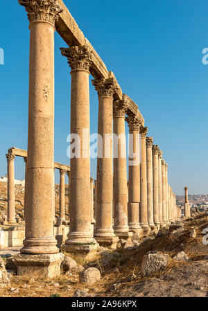 Spalten von Cardo Maximus Straße, Jerash, Jordanien Stockfoto