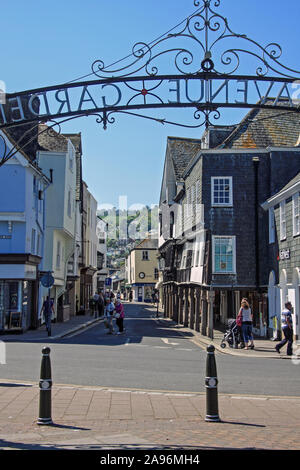 Dartmouth Museum in einem schönen historischen Haus ab Royal Avenue Gärten gesehen Stockfoto