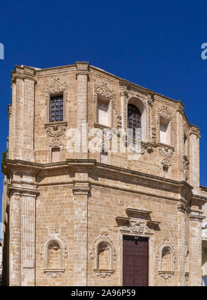 Kirche San Domenico Al Rosario in der malerischen Altstadt von Gallipoli, ein schönes Reiseziel in Apulien, Italien Stockfoto