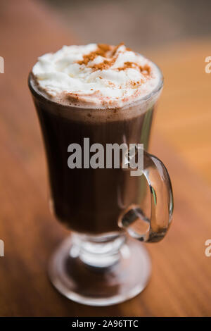 Tasse heiße Schokolade Stockfoto