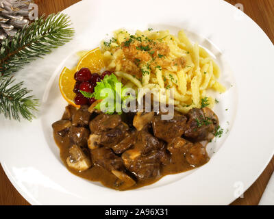 Reh Ragout mit Pilzen - Wildfleisch Stockfoto