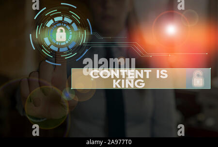 Schreiben Hinweis das Anzeigen von Inhalt ist König. Business Konzept für Worte was verkauft Produkte und gutes Marketing bieten Stockfoto