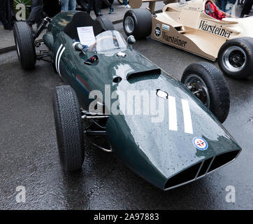 1960, BRM P48 #2, die einst von Graham Hill und Dan Gurney, auf Anzeige in der Motorsport Zone der 2019 Regent Street Motor Show angetrieben Stockfoto