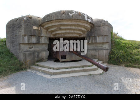 Longues-sur-Mer, Frankreich - 14 August 2018: Weltkrieg Verteidigung batterie Longues sur Mer Stockfoto