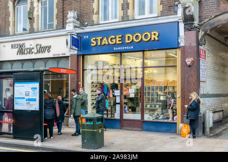 Stage Door dancewear Shop in Bromley High Street, London. Stockfoto