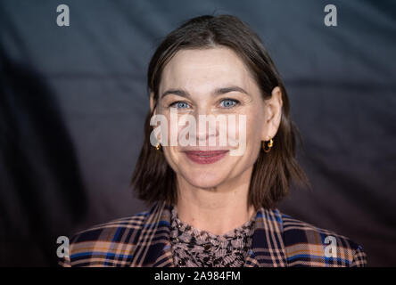 Berlin, Deutschland. 13 Nov, 2019. Christiane Paul, Schauspielerin, kommt in die Berliner Premiere des Films "War wäre" von Regisseur Florian Koerner von gustorf. Credit: Christophe Kirschtorte/dpa/Alamy leben Nachrichten Stockfoto