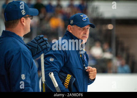 Stanley Cup - St. Louis Blues begrüsste die Fans mit einer Praxis an Ihrer Ausbildungsstätte in Maryland Heights Samstag, Sept. 14, 2019. Stockfoto