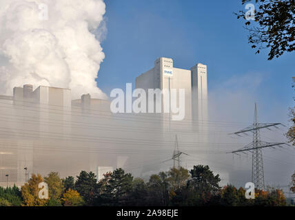 Braunkohle befeuerte Kraftwerk Niederaußem, Bergheim bei Köln, NRW, Deutschland. Stockfoto