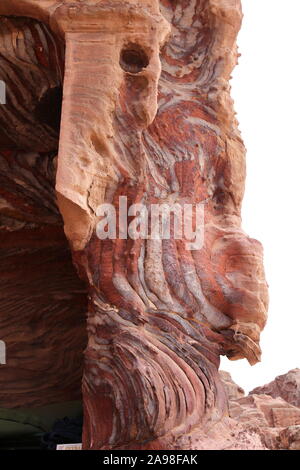 Urn Grab (Qabr Al Jarrah), Königliche Gräber, Treasury Sicht Trail, Petra, Wadi Musa, Ma'an Governorate, Jordanien, Naher Osten Stockfoto