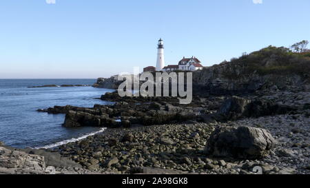 In der breiten Ansicht von der Nordseite des Cape Elizabeth Leuchtturm in Portland Stockfoto