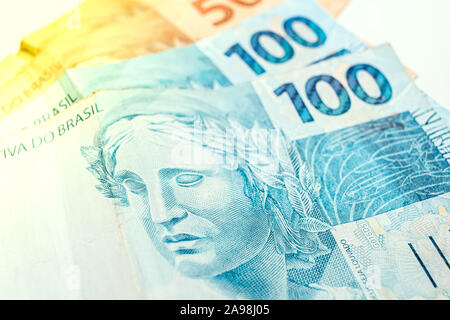 Echte banknote Foto, brasilianische Währung. 200 Reais und ein 50 Reais. Stockfoto