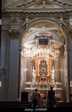 Die byzantinische Ikone der Madonna Avvocata gespendet, um die Stadt von Friedrich Barbarossa im XII Jahrhundert in Cappella della Santissima Icone (Kapelle des Th Stockfoto