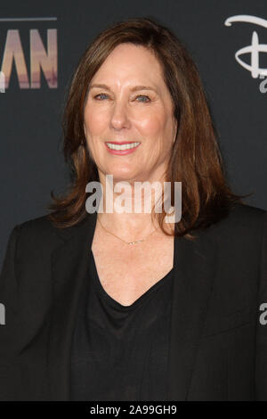 Los Angeles, USA. 13 Nov, 2019. Kathleen Kennedy bei "Die mandalorianer 'Premiere am El Capitan Theatre in Hollywood, CA, November 13, 2019. Foto: Joseph Martinez/PictureLux Credit: PictureLux/Hollywood Archiv/Alamy leben Nachrichten Stockfoto