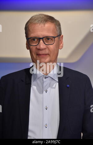 Köln, Deutschland. 13 Nov, 2019. Der Moderator Günther Jauch, ist zu Gast bei der ARD-Talkshow "maischberger. Der Woche 'Credit: Horst Galuschka/dpa/Horst Galuschka dpa/Alamy leben Nachrichten Stockfoto